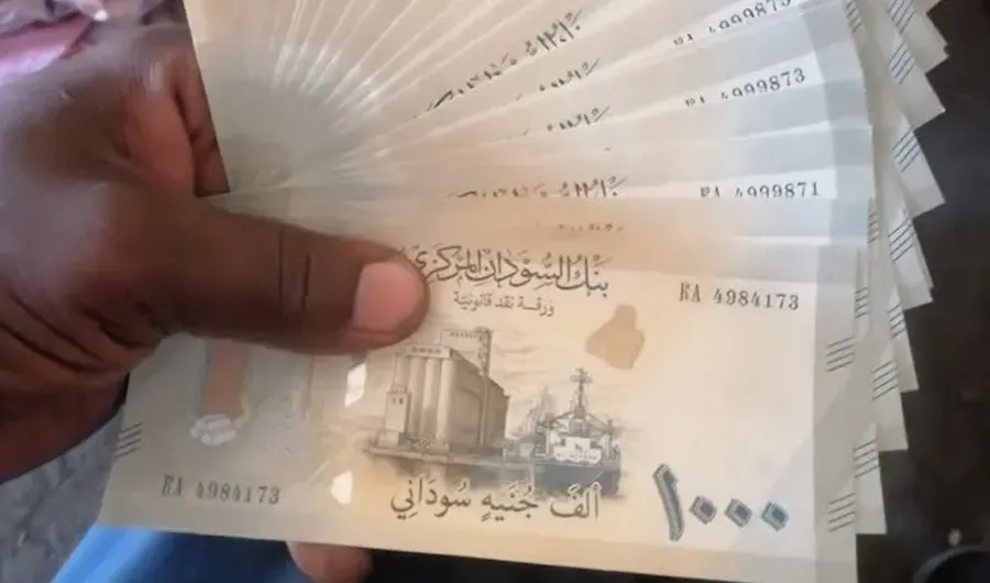 السودان يبدأ رسميًا استبدال العملة الوطنية.. تفاصيل خطة تغيير الجنيه السوداني ومراحل التنفيذ