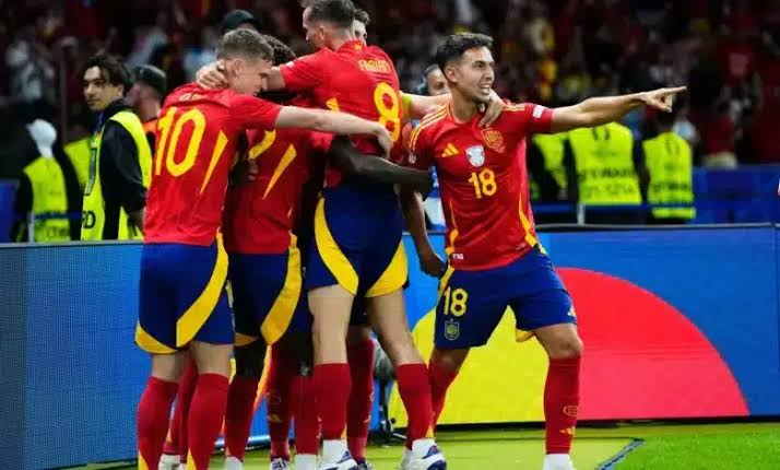 قائمة منتخب إسبانيا في دوري الأمم الأوروبية.. موقف فيرمين لوبيز وأبرز المستبعدين