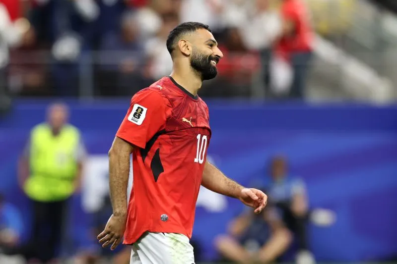 محمد صلاح يغيب عن مباراة مصر وجنوب السودان بسبب ملعب النجيل الصناعي