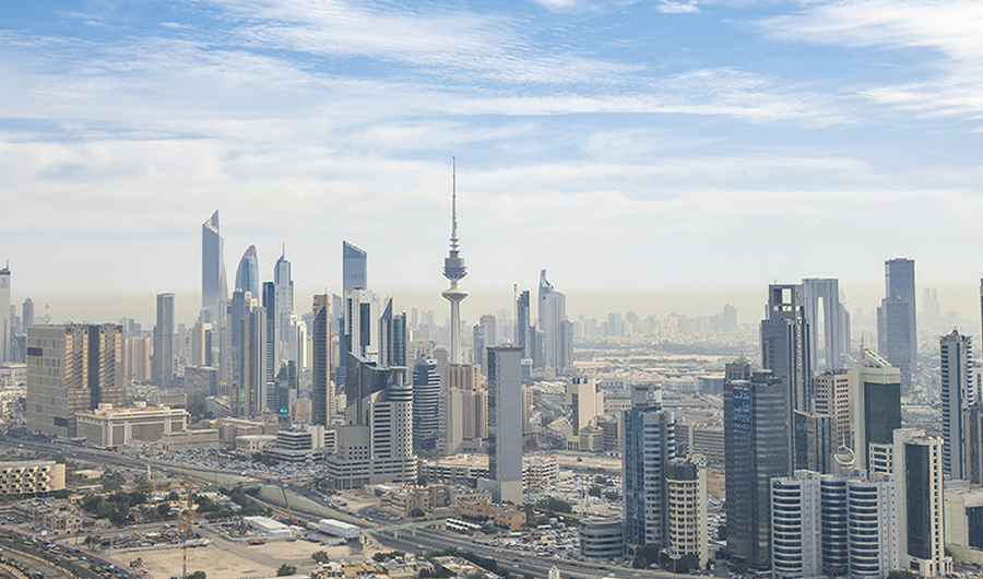 طقس الكويت اليوم.. حرارة ورطوبة نسبية نهاراً وأجواء مائلة للحرارة ليلاً وفق الأرصاد الجوية