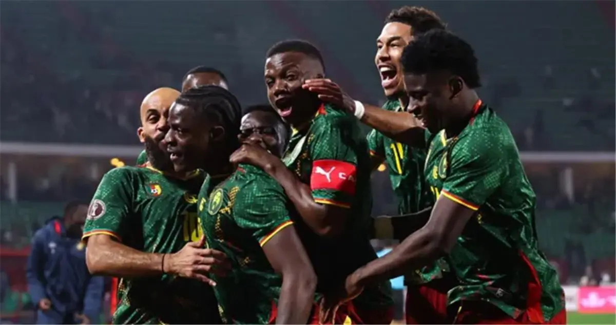 حكم مصري يقود مواجهة ناميبيا والكاميرون في تصفيات كأس أمم إفريقيا.. تعرف على التفاصيل