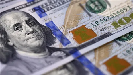 سعر الدولار في العراق اليوم.. العملة الأمريكية تتجاوز 1800 دينار بعد قرار حكومي