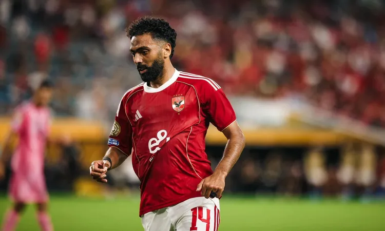 تشكيل الأهلي المتوقع أمام الزمالك.. محمد عبدالجليل يبرز دور الشحات وبنجديدة