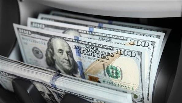 سعر الدولار اليوم الثلاثاء.. انخفاض طفيف أمام الجنيه في منتصف التعاملات